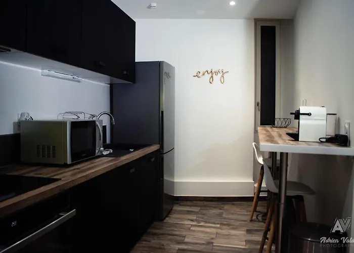 아파트 New- Hyper-centre, Proche Commerces *