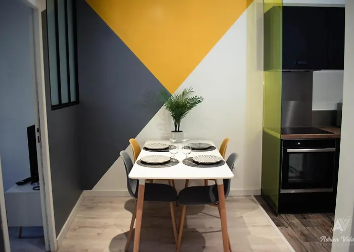 New- Hyper-centre, Proche Commerces 아파트 *