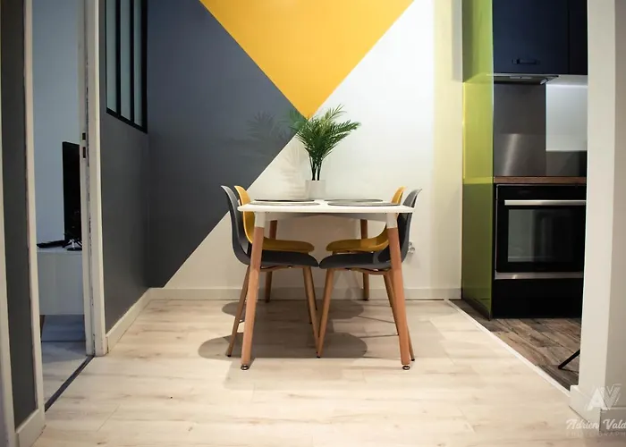 아파트 New- Hyper-centre, Proche Commerces *