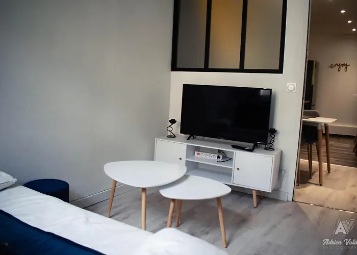 New- Hyper-centre, Proche Commerces 아파트 *